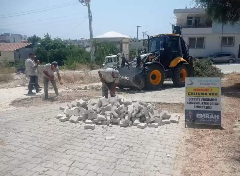 SAMANDAĞ’DA SOKAKLAR YENİLENİYOR, VATANDAŞLARIN YÜZÜ GÜLÜYOR