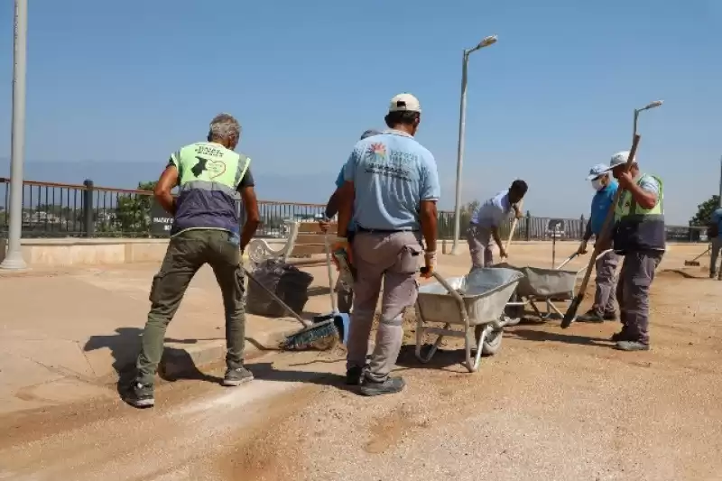 Halk Sağlığını Korumak Adına Temizlik çalışmaları 7/24 Sürüyor