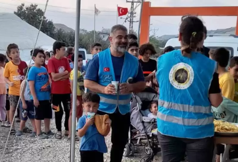 DEVLET-İ ALİYYE OCAKLARI HATAY İL BAŞKANLIĞI DEPREMZEDE ÇOCUKLARIN YANINDA