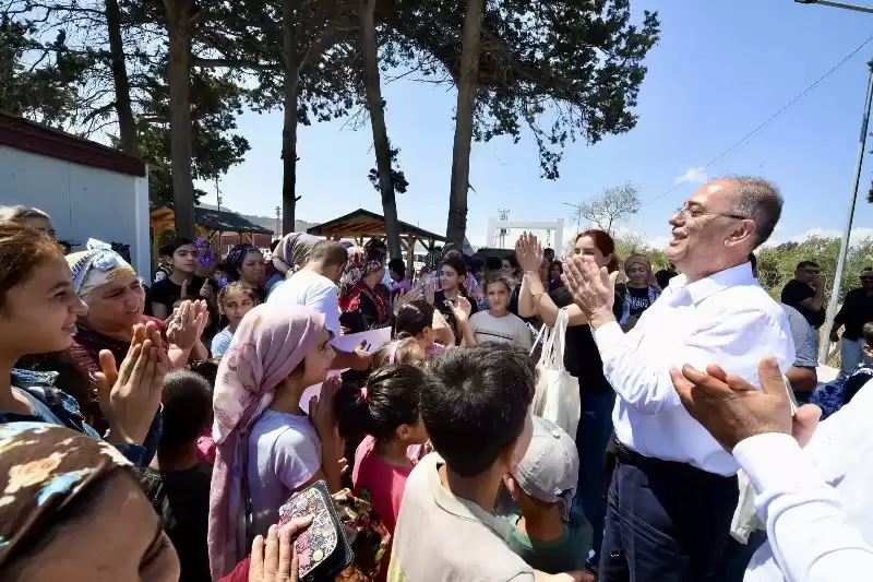 Başkan Yapar Maşuklu Mahallesi Savunma Sanayi Konteyner Kenti Ziyaret Etti