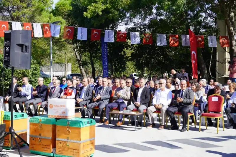 Arnavutköy’de Tarıma Ve Arıcılığa Büyük Destek 