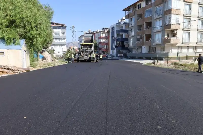 ÇEKMECE’DE YOLLAR HBB İLE YENİLENİYOR