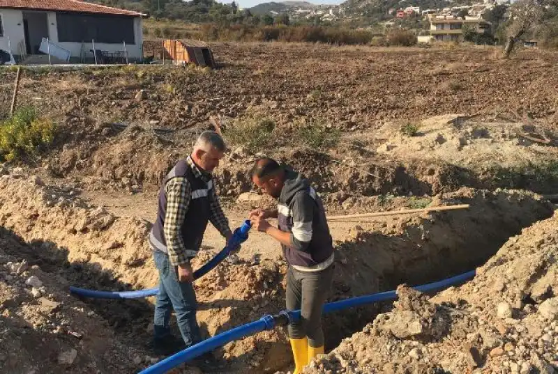 YAYLADAĞI GÖRENTAŞ’TA İÇME SUYU ALTYAPISI İNŞA EDİLİYOR