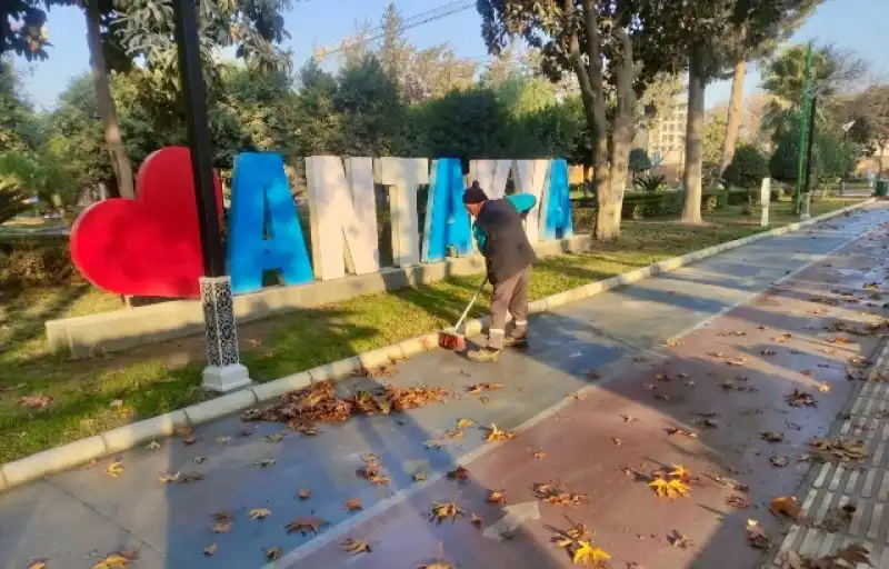 Antakya’nın Park Ve Yeşil Alanlarında çalışmalar Devam Ediyor