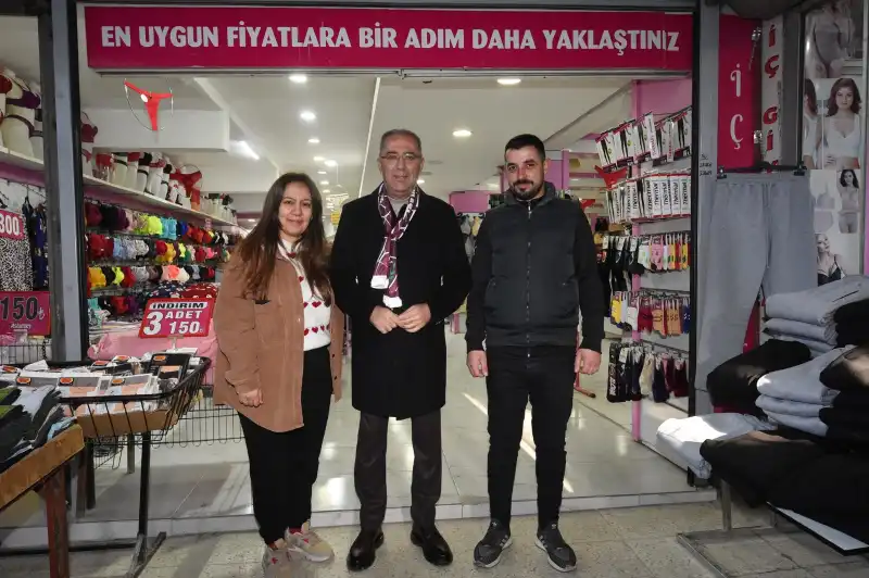 YAPAR’DAN UZUN ÇARŞI’DA ESNAF ZİYARETLERİ